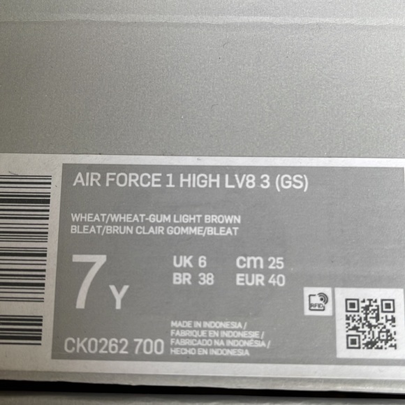 Nike Air Force 1 Hight LV8 3 WMNS - Picture 16 of 16